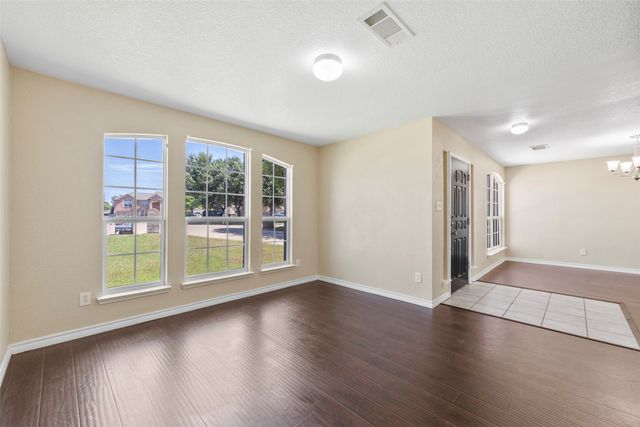 4207 Bayside Court, Arlington, TX 76016