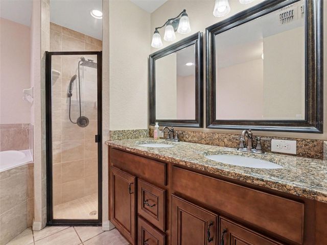 410 NE 12TH AVENUE, Mulberry, FL 33860