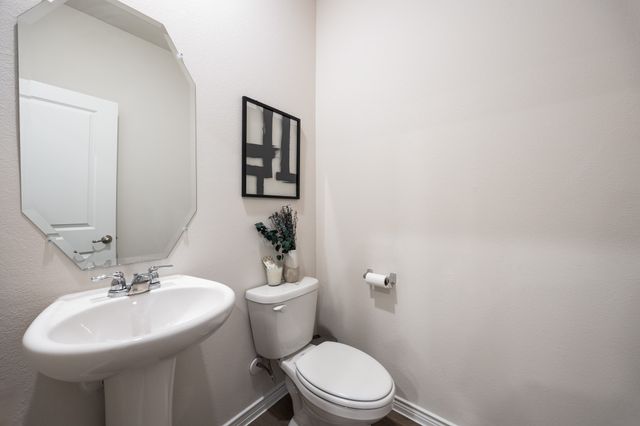 2016 Saddle Way, Mesquite, TX 75149