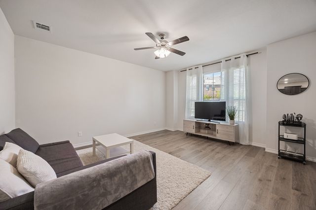 2016 Saddle Way, Mesquite, TX 75149