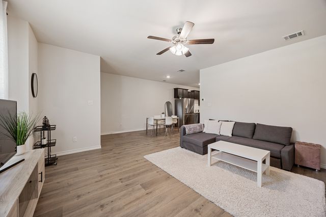 2016 Saddle Way, Mesquite, TX 75149