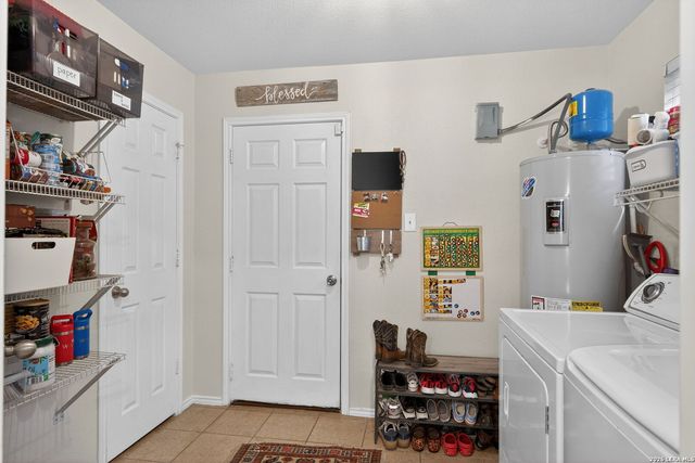 5926 Piedmont Glen, San Antonio, TX 78249