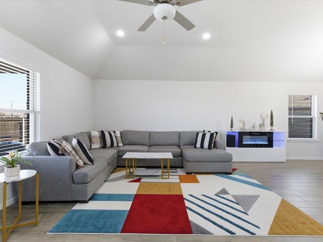 2911 Linden Street, Celina, TX 75009