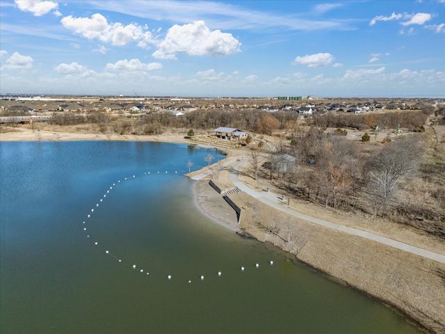 2911 Linden Street, Celina, TX 75009