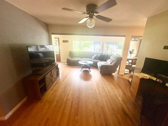 17W163 Oak Lane, Bensenville, IL 60106