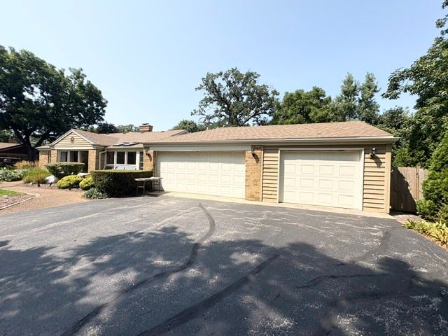 17W163 Oak Lane, Bensenville, IL 60106