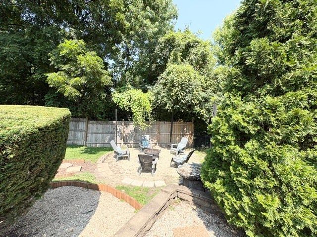 17W163 Oak Lane, Bensenville, IL 60106