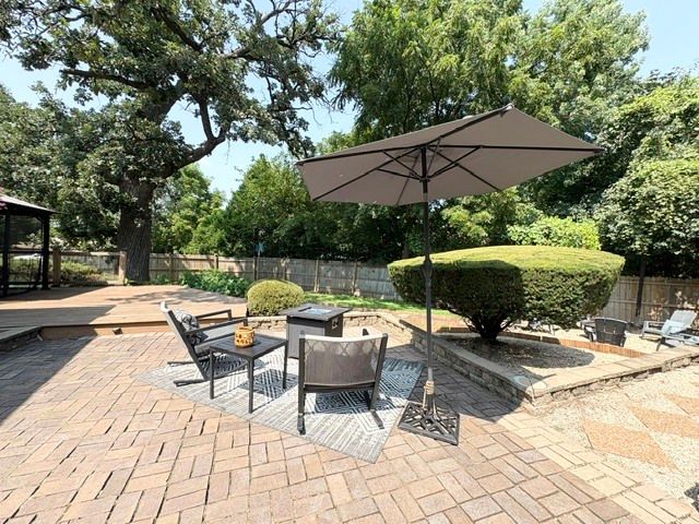 17W163 Oak Lane, Bensenville, IL 60106