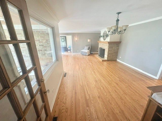 17W163 Oak Lane, Bensenville, IL 60106