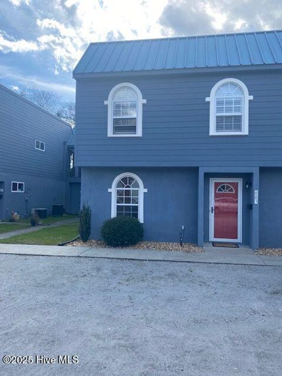 803 W 2nd Street, Washington, NC 27889