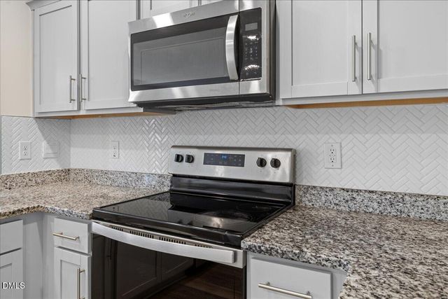38 March Creek Drive, Fuquay Varina, NC 27526