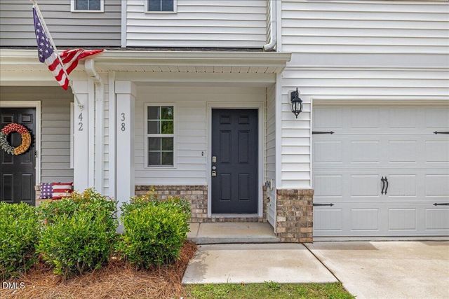 38 March Creek Drive, Fuquay Varina, NC 27526