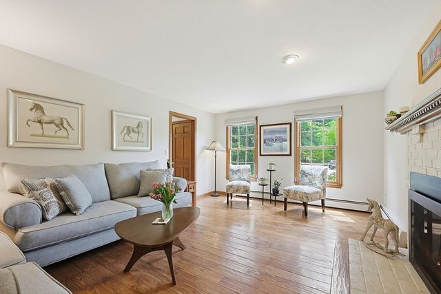15 Sabina Drive, Holliston, MA 01746