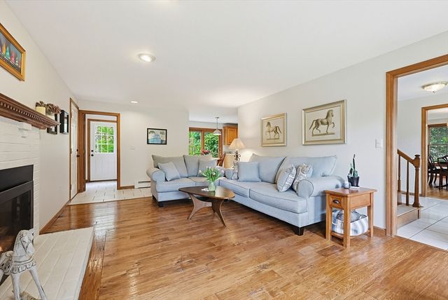 15 Sabina Drive, Holliston, MA 01746