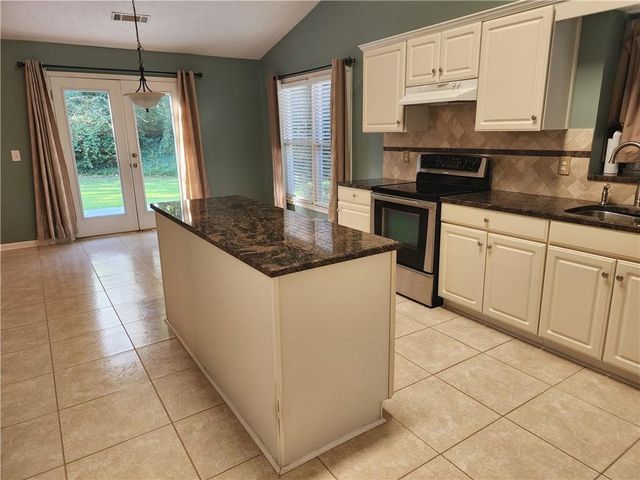 1903 Westover Lane NW, Kennesaw, GA 30152