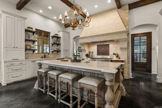 19 Cravache Court, Little Rock, AR 72223