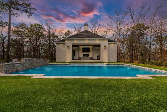 19 Cravache Court, Little Rock, AR 72223