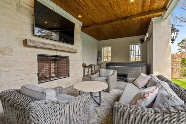 19 Cravache Court, Little Rock, AR 72223