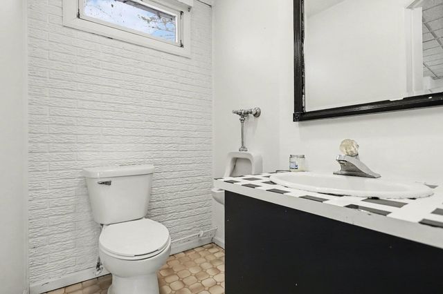 68361 Crooked Creek Road, White Pigeon Twp, MI 49099