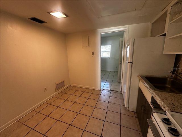 1315 SE SILVER SPRINGS PLACE 6, Ocala, FL 34471
