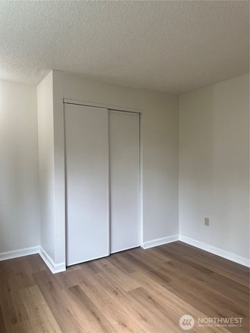 17108 5th Avenue Ct E, Spanaway, WA 98387