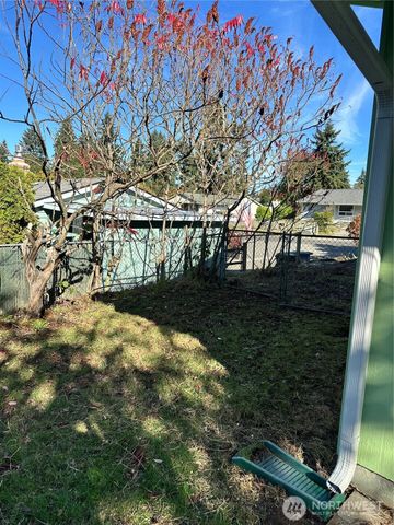 17108 5th Avenue Ct E, Spanaway, WA 98387