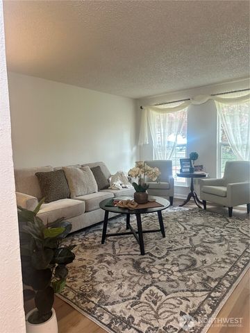 17108 5th Avenue Ct E, Spanaway, WA 98387