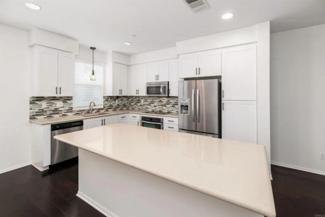 1865 Alkali Heath Lane, Carlsbad, CA 92011