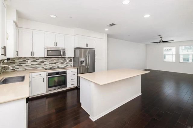 1865 Alkali Heath Lane, Carlsbad, CA 92011