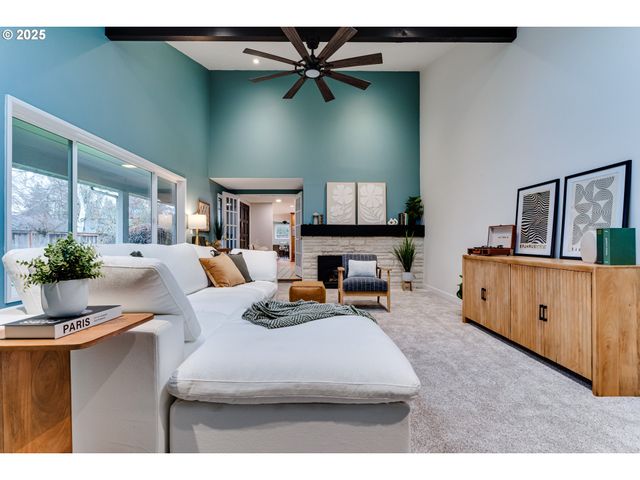 2915 CHUCKANUT St, Eugene, OR 97408