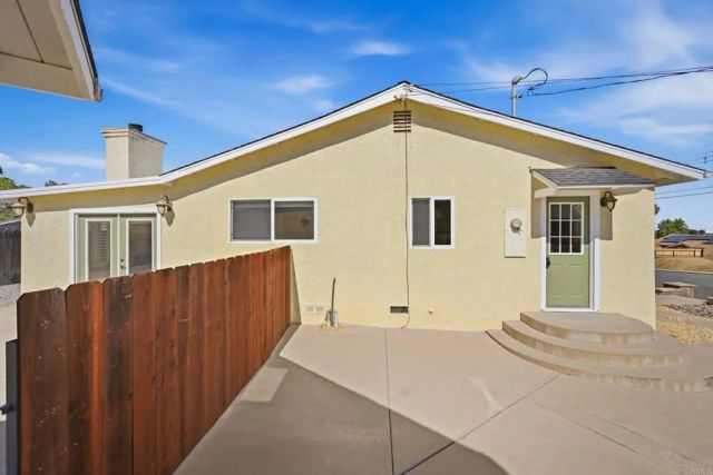 1677 Sandos Street, El Cajon, CA 92019