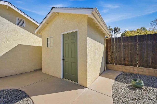 1677 Sandos Street, El Cajon, CA 92019