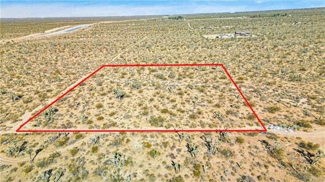 0 Avenue W, Llano, CA 93544