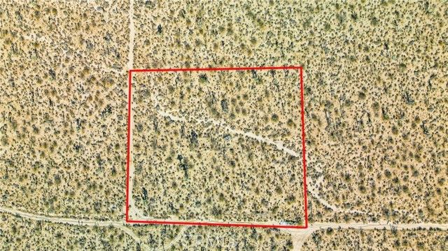 0 Avenue W, Llano, CA 93544