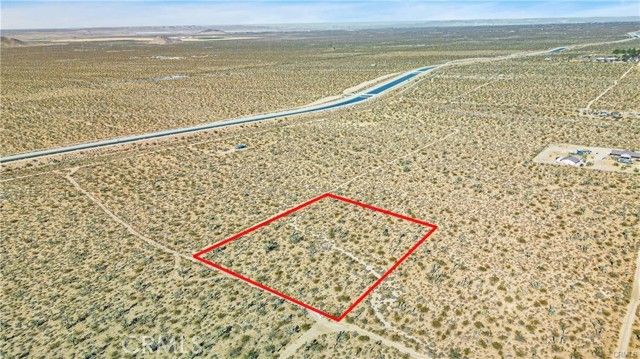 0 Avenue W, Llano, CA 93544