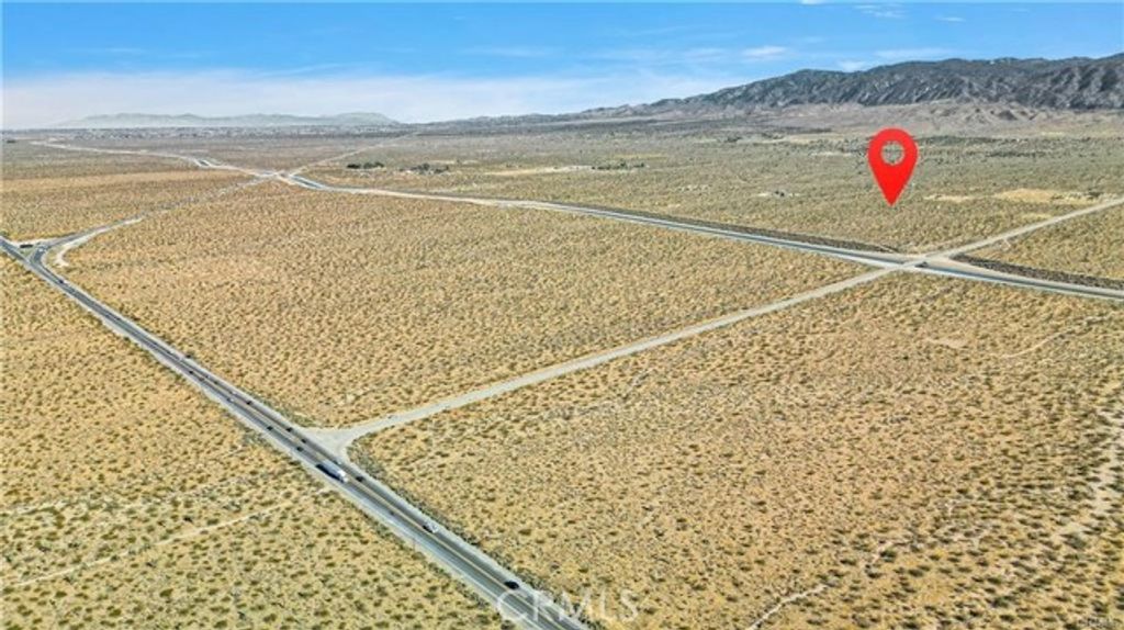0 Avenue W, Llano, CA 93544