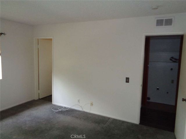 42935 15th Street W 6, Lancaster, CA 93534