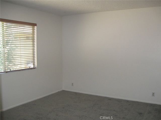 42935 15th Street W 6, Lancaster, CA 93534