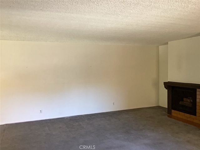 42935 15th Street W 6, Lancaster, CA 93534