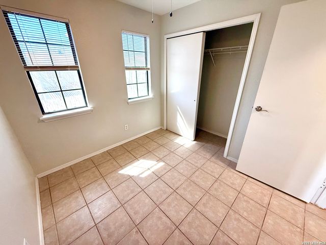 509 Meadow Forge A, Converse, TX 78109