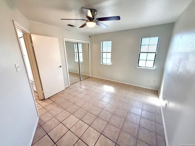 509 Meadow Forge A, Converse, TX 78109