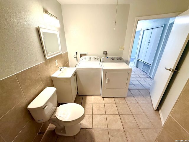 509 Meadow Forge A, Converse, TX 78109