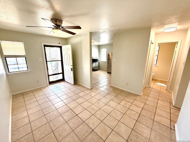 509 Meadow Forge A, Converse, TX 78109