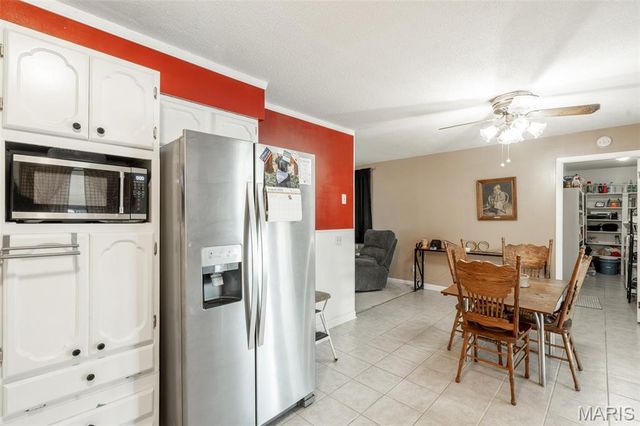 54 County Road 560, Poplar Bluff, MO 63901