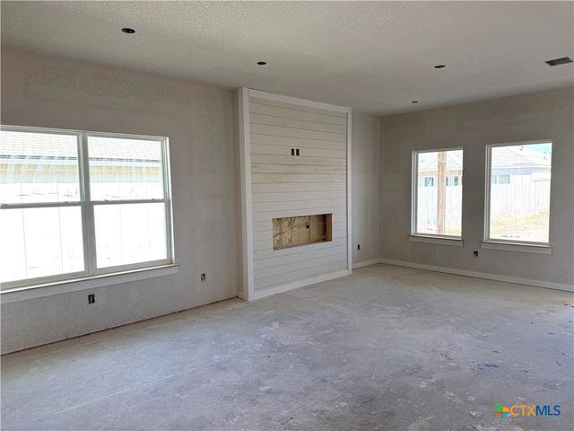 1422 Cedar River Lane, Temple, TX 76502