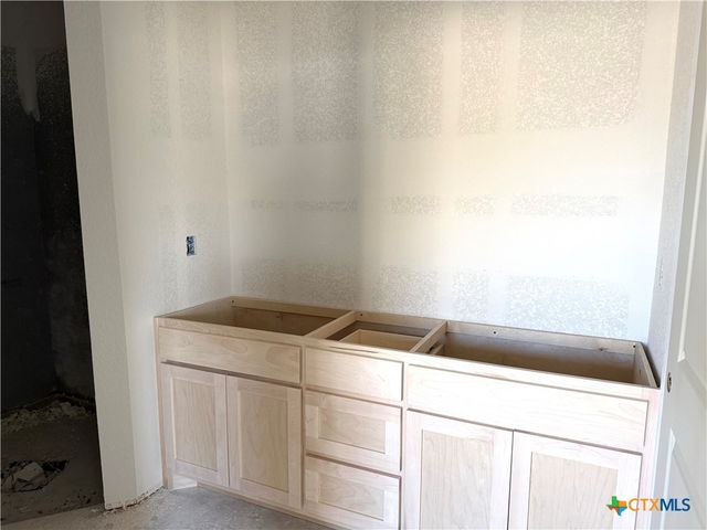 1422 Cedar River Lane, Temple, TX 76502