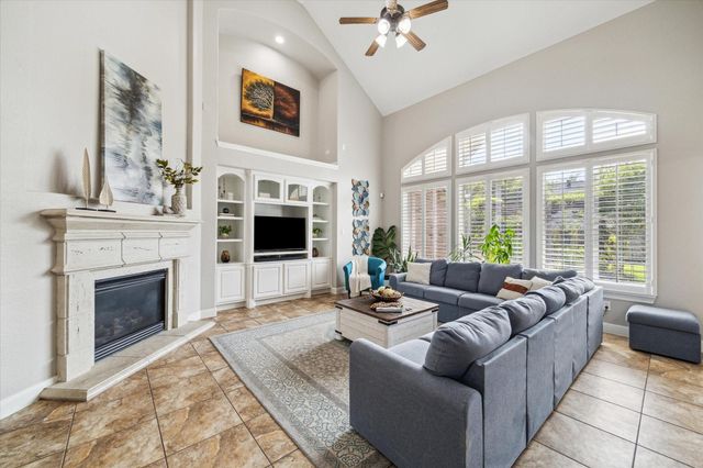 15718 Starcreek Lane, Houston, TX 77044