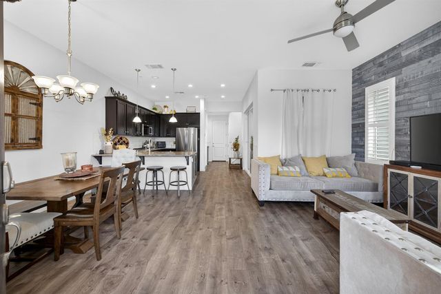 4478 Natomas Central Dr, Sacramento, CA 95834