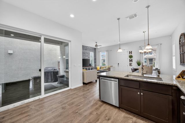 4478 Natomas Central Dr, Sacramento, CA 95834