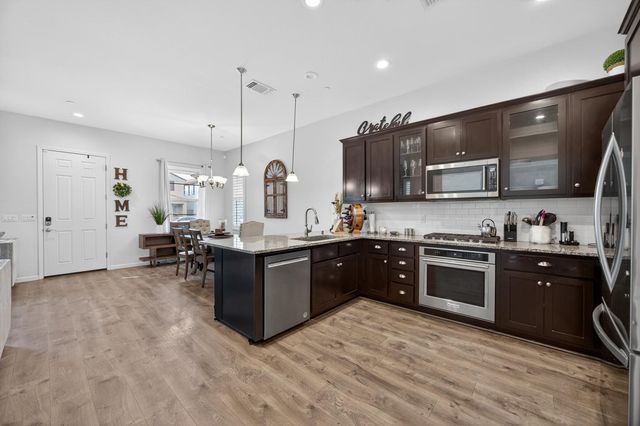 4478 Natomas Central Dr, Sacramento, CA 95834